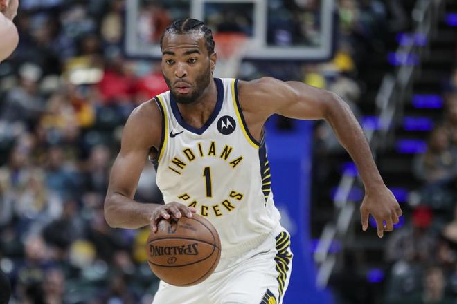 俱乐部和球 俱乐部和球