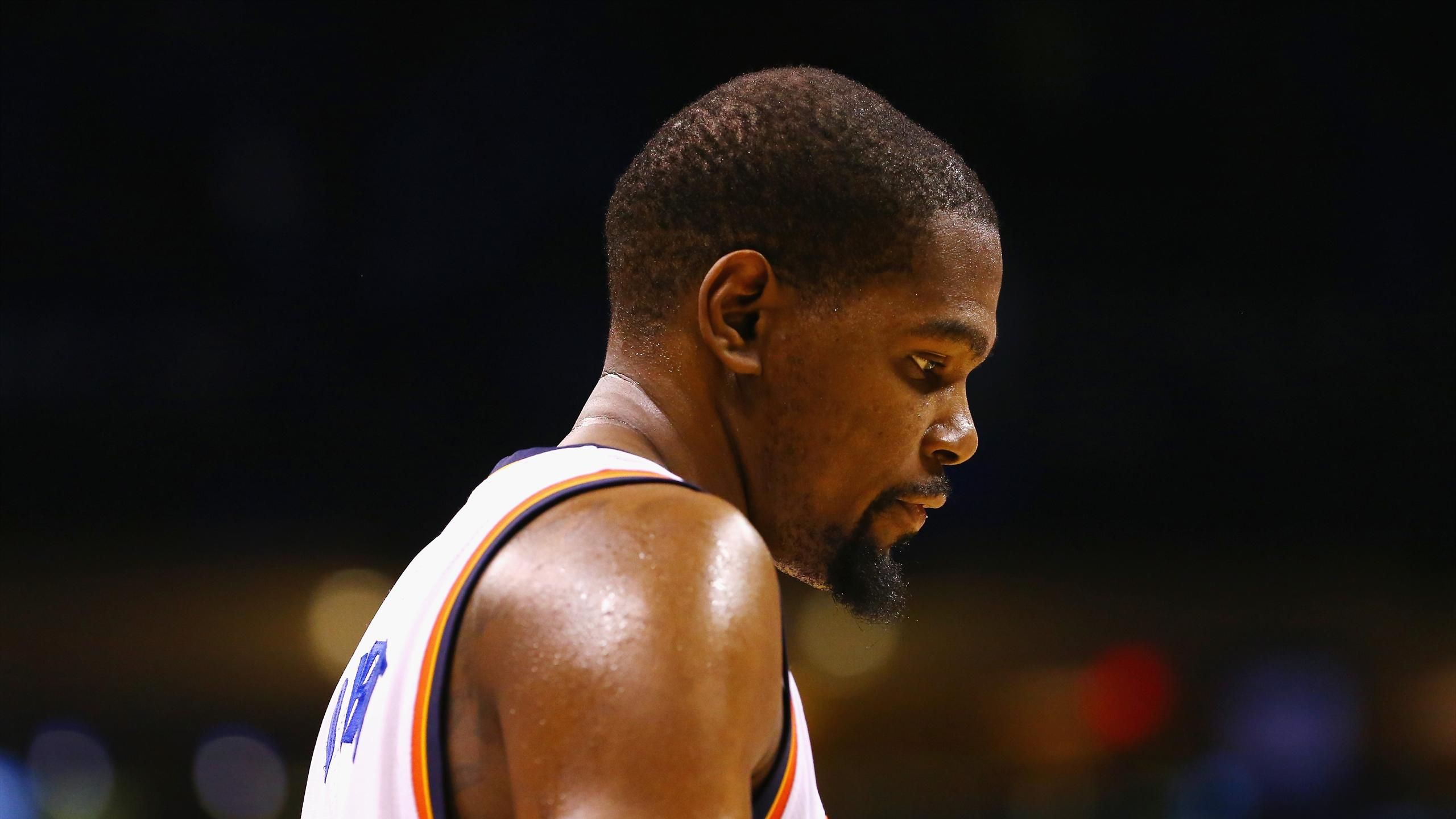 一方面备受 一方面备受