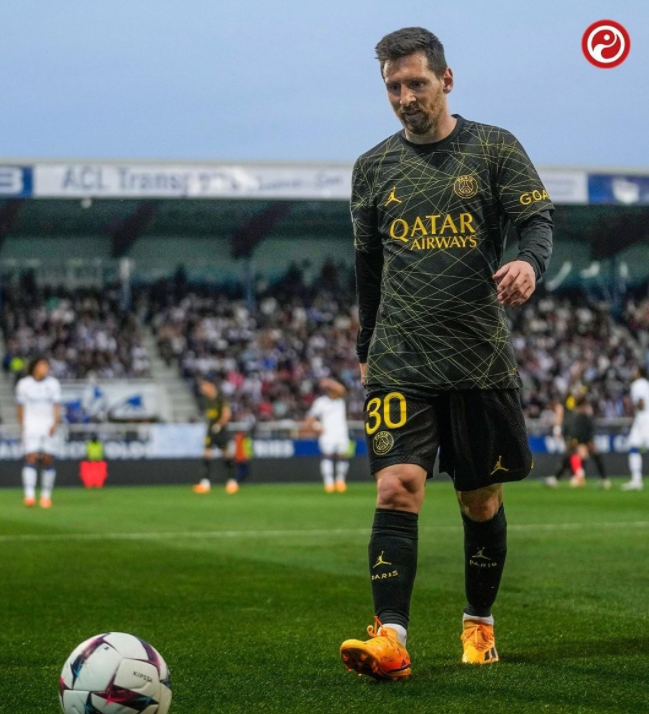 球迷在送别 球迷在送别