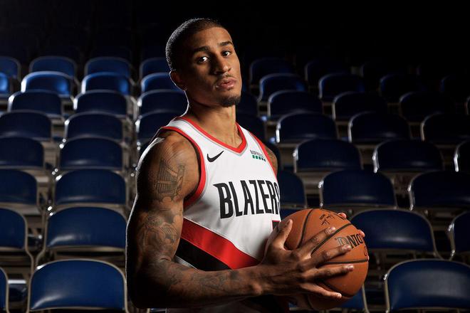 中场核心 中场核心