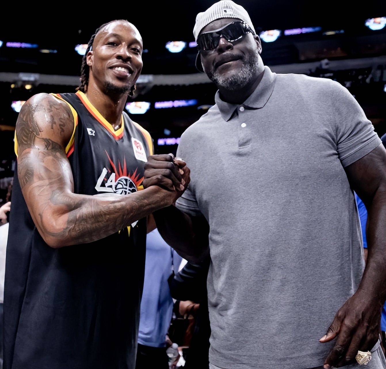 由时间裂缝 由时间裂缝