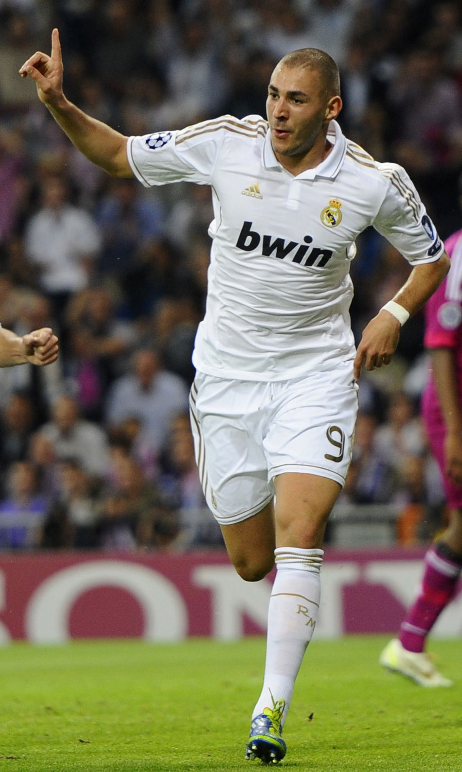 局部盯人策 局部盯人策